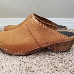 Lotta Clogs size 39